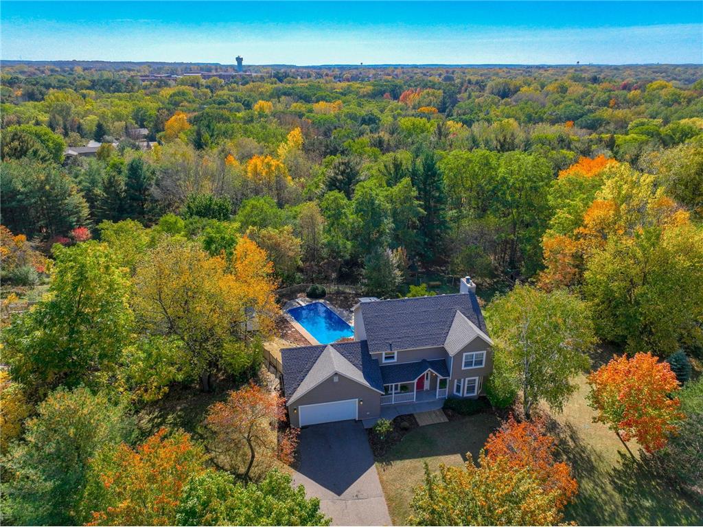 915 Ridge Pass, Hudson, WI, 54016 MLS 7421324 Edina Realty