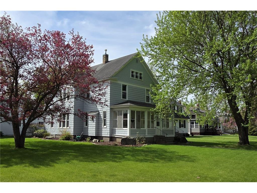 915 Riverside Drive International Falls MN 56649 7090341 image1