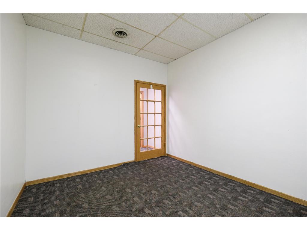 915 S Front Street Mankato MN 56001 7038395 image11