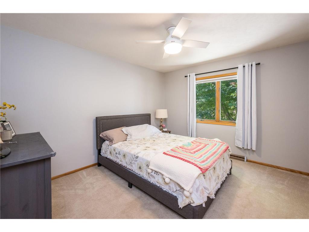 915 S Hampton Street Fairmont MN 56031 6780437 image22