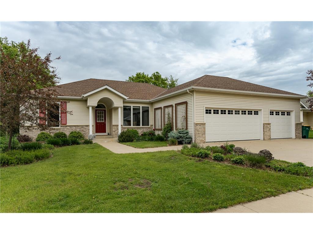 915 Southern Woods Place SW Rochester MN 55902 6685585 image1