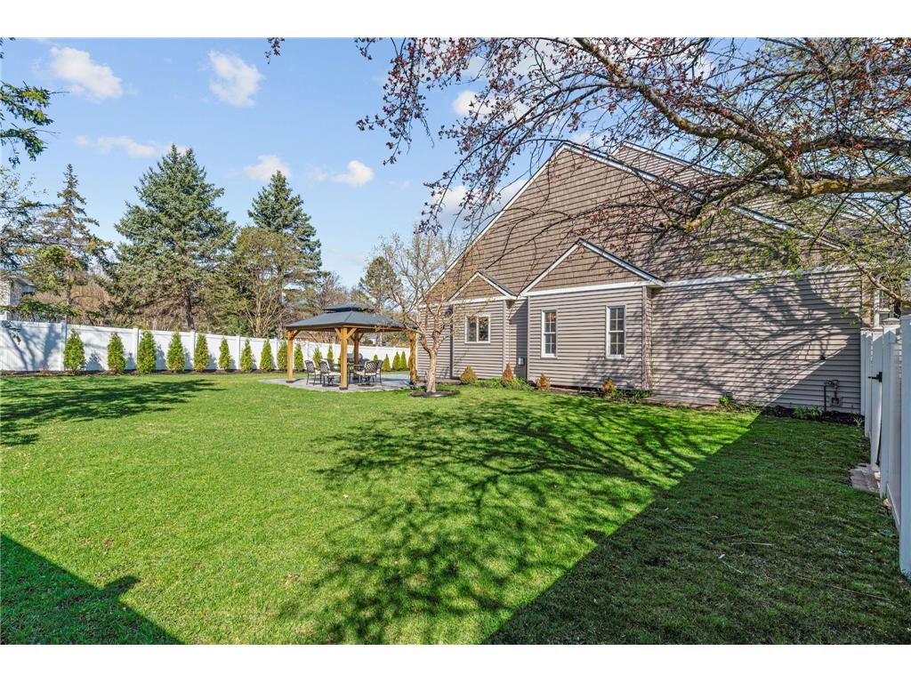 9154 Edinburgh Lane Woodbury MN 55125 7080843 image27