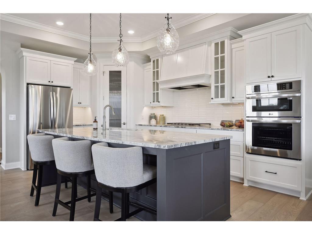 9154 Mills Drive Chanhassen MN 55317 6804380 image1