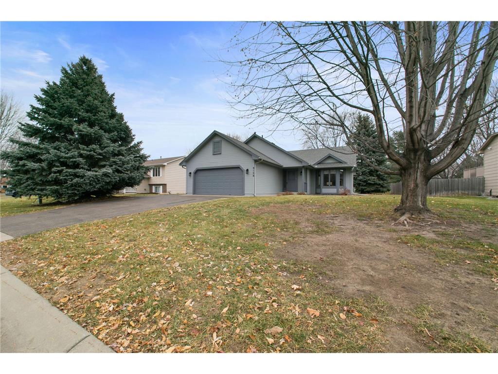 9158 Norwood Lane N, Maple Grove, MN, 55369 MLS 6466111 Edina Realty