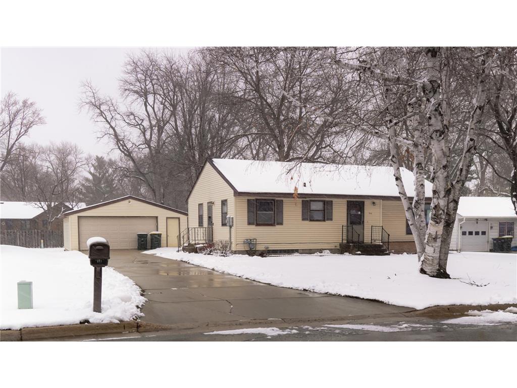 916 13th Avenue SW, Willmar, MN, 56201 MLS 6354050 Edina Realty