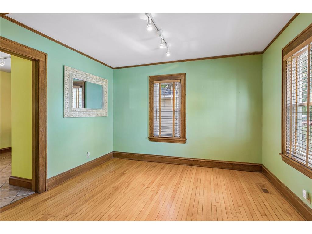 916 34th Street W Minneapolis MN 55408 7101947 image13