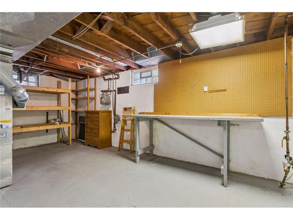 916 34th Street W Minneapolis MN 55408 7101947 image29