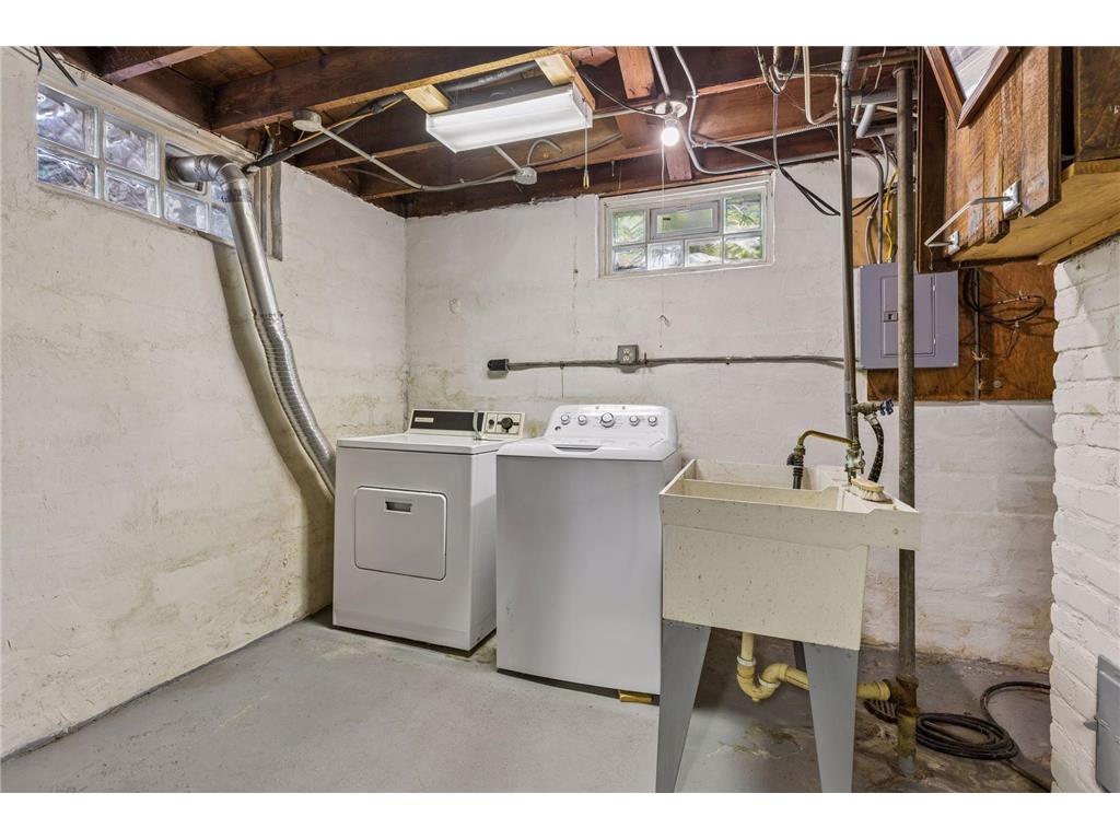 916 34th Street W Minneapolis MN 55408 7101947 image30