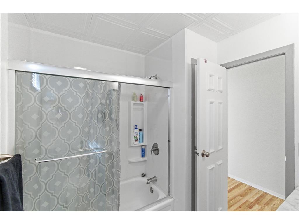 916 Armstrong Boulevard N Saint James MN 56081 7063995 image20
