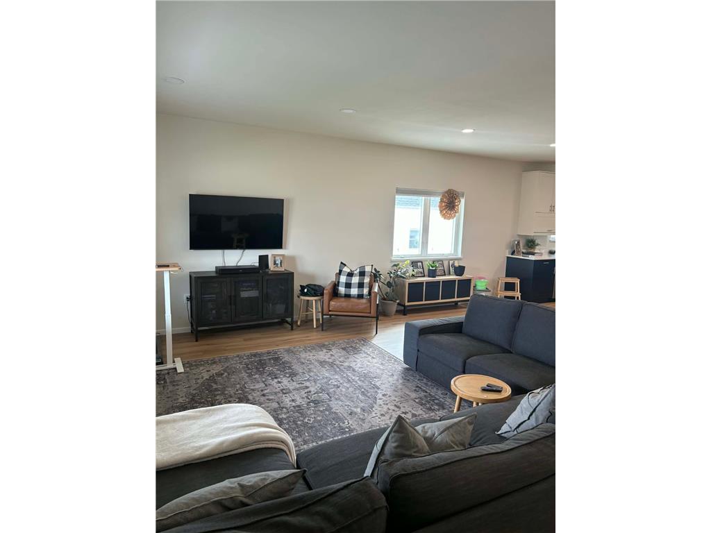 916 E Main Street Caledonia MN 55921 7079928 image11