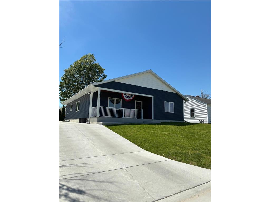 916 E Main Street Caledonia MN 55921 7079928 image4
