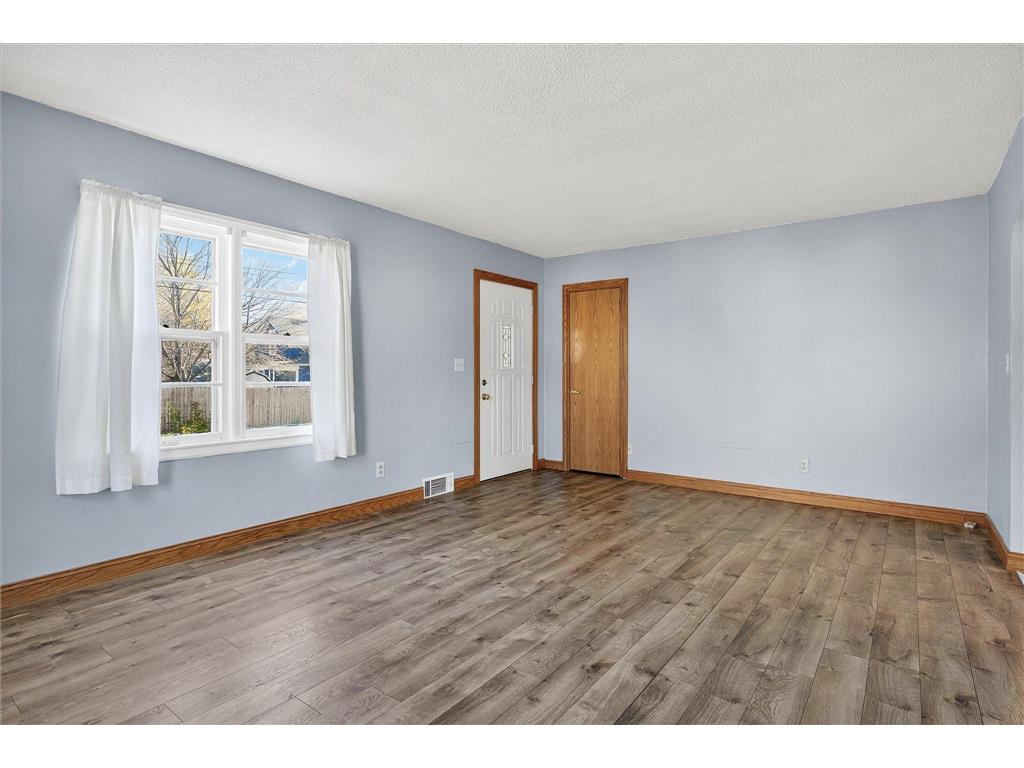 916 Linn Avenue SW Owatonna MN 55060 6814836 image11