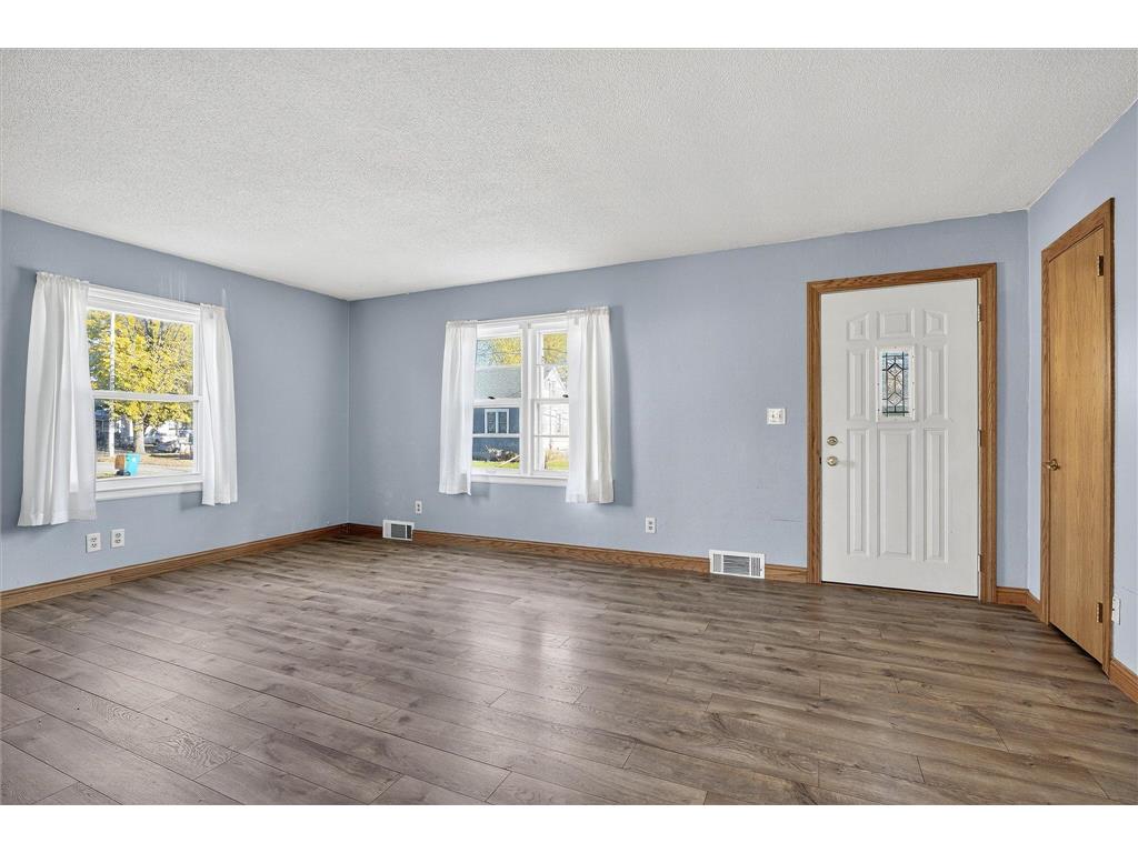 916 Linn Avenue SW Owatonna MN 55060 6814836 image12