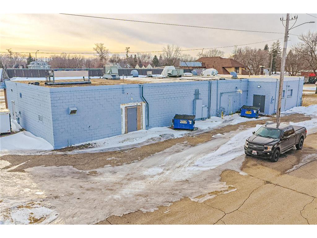 916 Litchfield Avenue SW Willmar MN 56201 7006932 image12