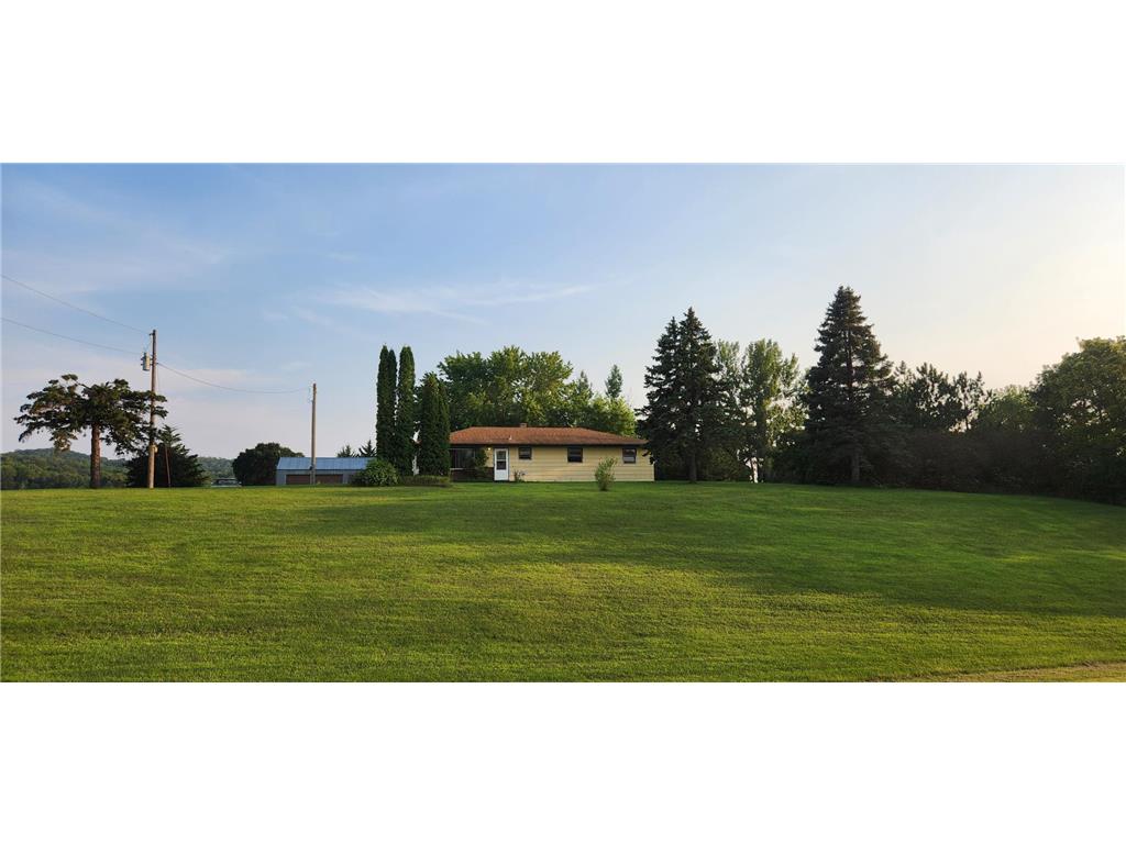 916 Main Street Erhard MN 56534 - Pelican River 6588979 image1