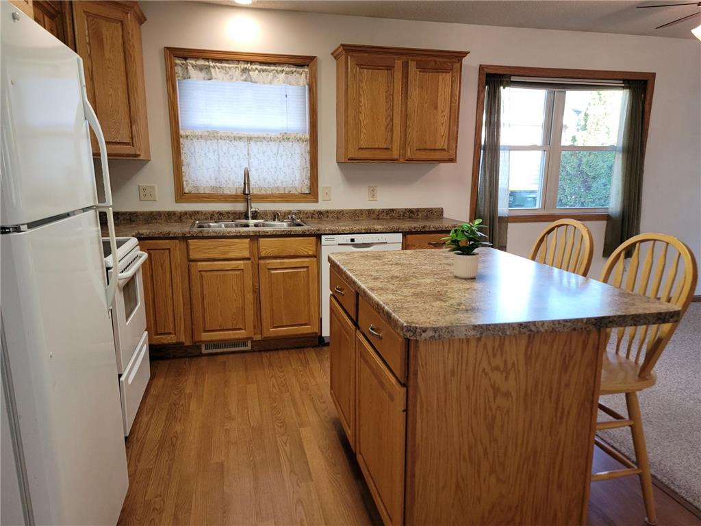916 Mcdermott Avenue Kandiyohi MN 56251 7070255 image4