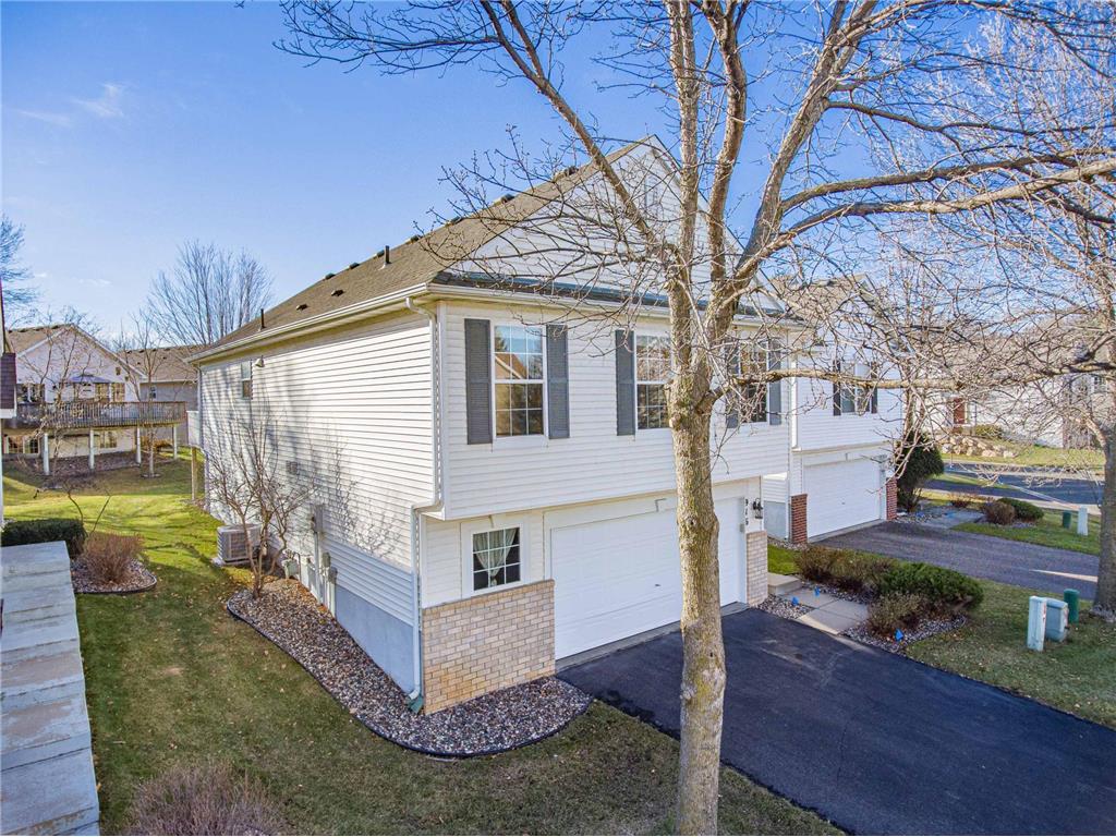 916 Parkside Boulevard Hopkins MN 55343 7041683 image1