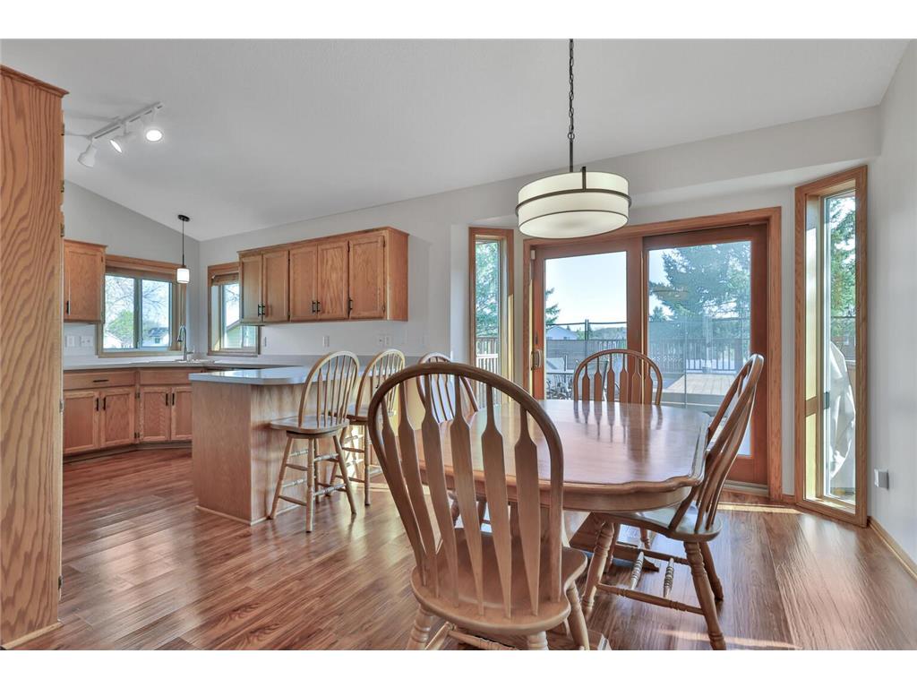9161 N Kentucky Avenue N Brooklyn Park MN 55445 7062217 image29
