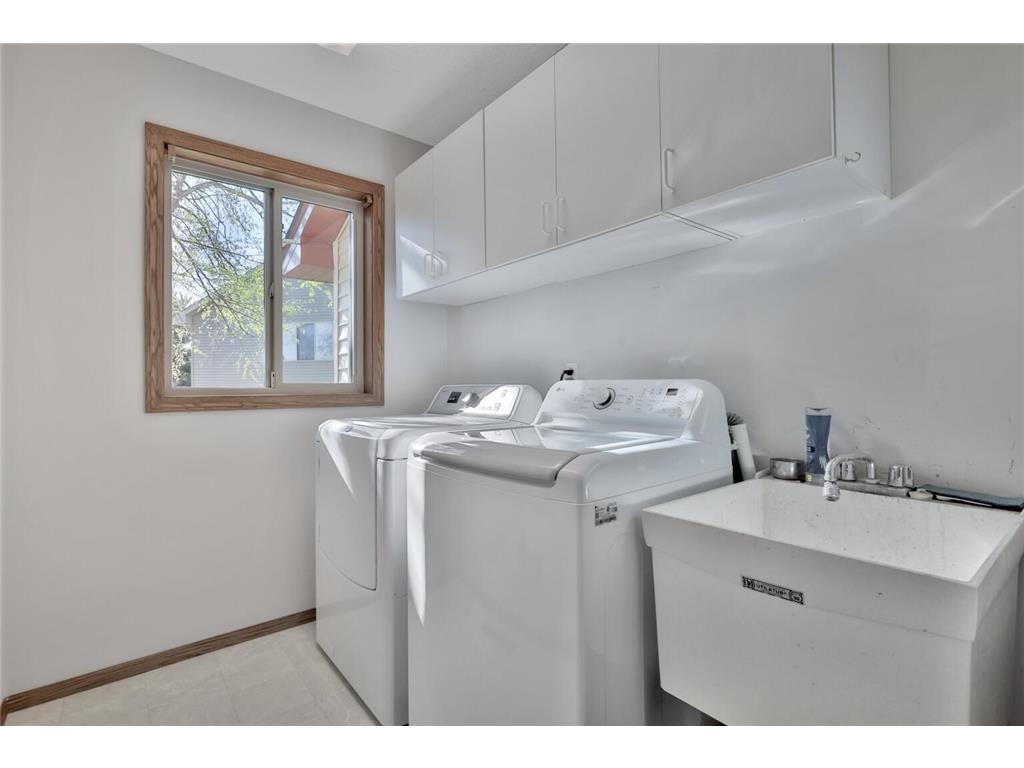 9161 N Kentucky Avenue N Brooklyn Park MN 55445 7062217 image40