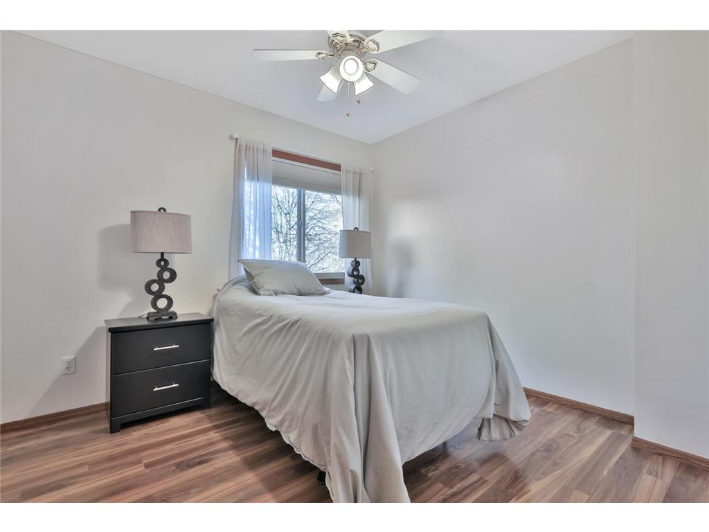 9161 N Kentucky Avenue N Brooklyn Park MN 55445 7062217 image43