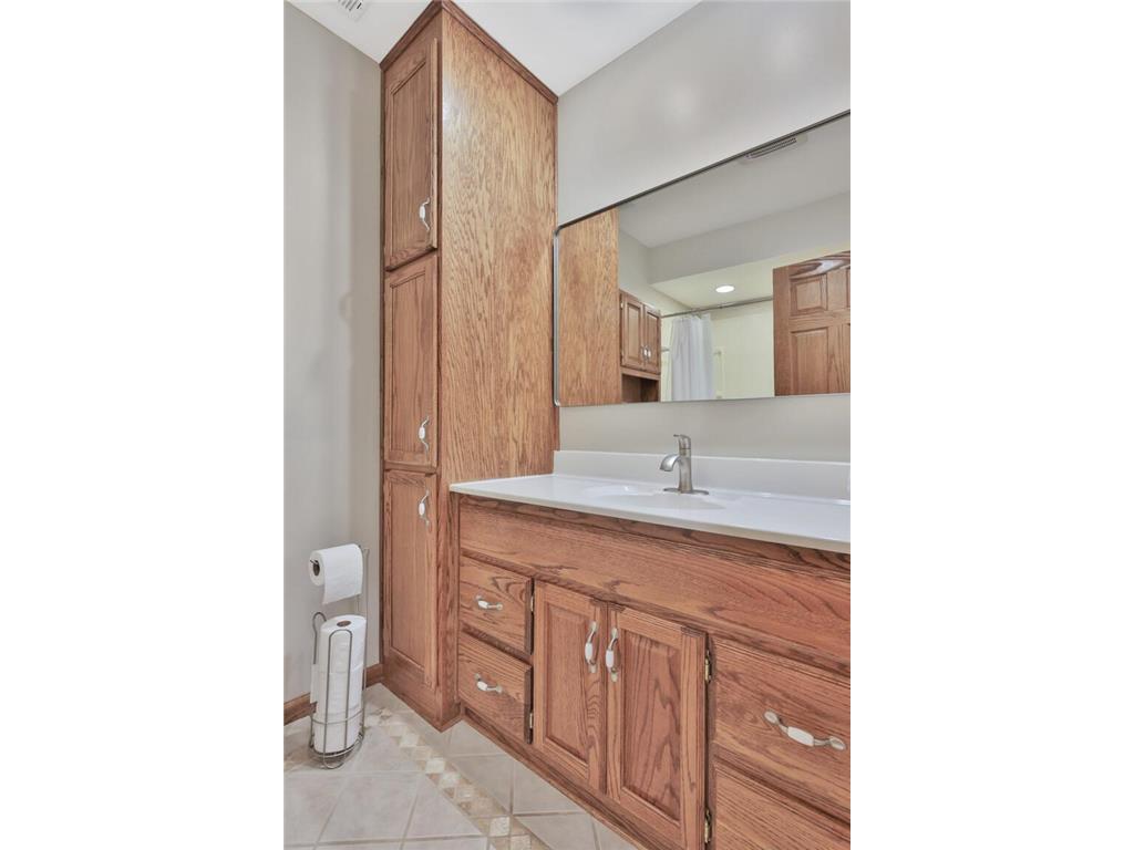 9161 N Kentucky Avenue N Brooklyn Park MN 55445 7062217 image61