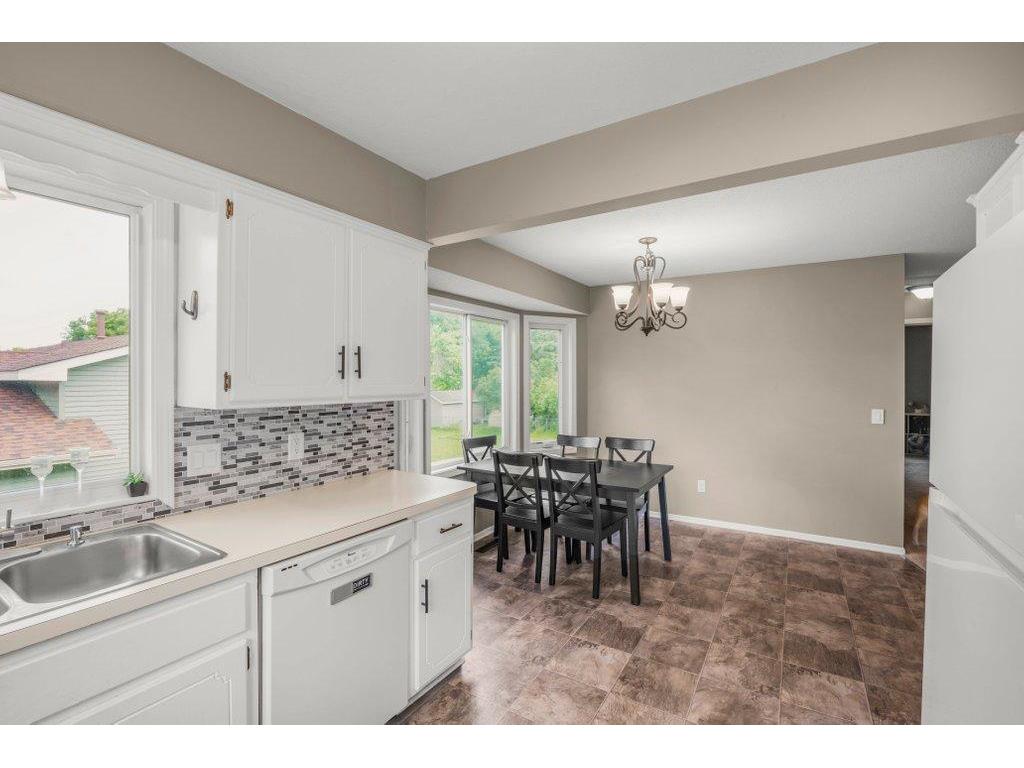 9162 Kirkwood Lane N Maple Grove MN 55369 7089956 image8