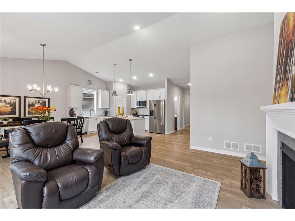 9169 62nd Street S Cottage Grove MN 55016 7054090 image12
