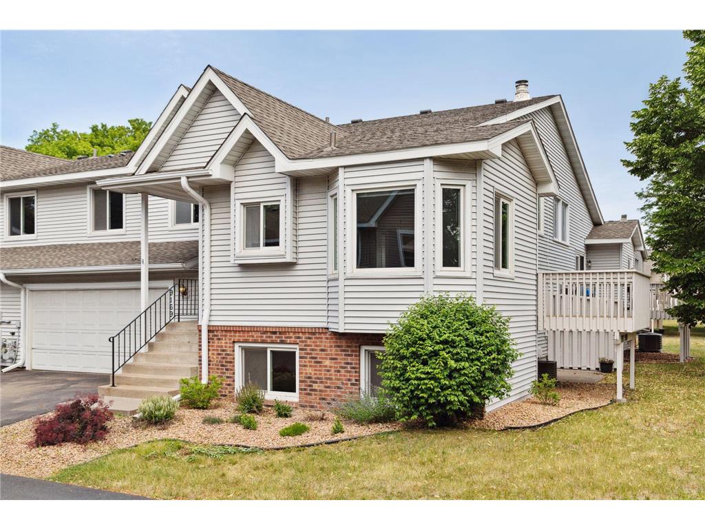 9169 Upland Lane N Maple Grove MN 55369 6382631 image1