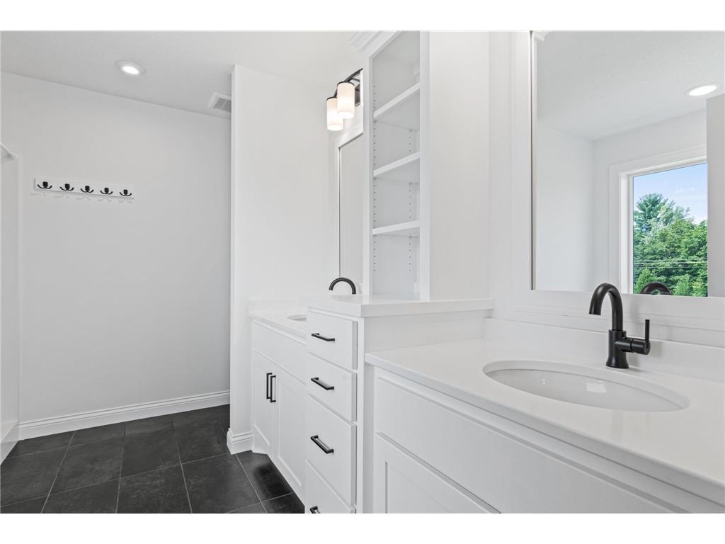 917 174th Avenue NE Ham Lake MN 55304 7001020 image16