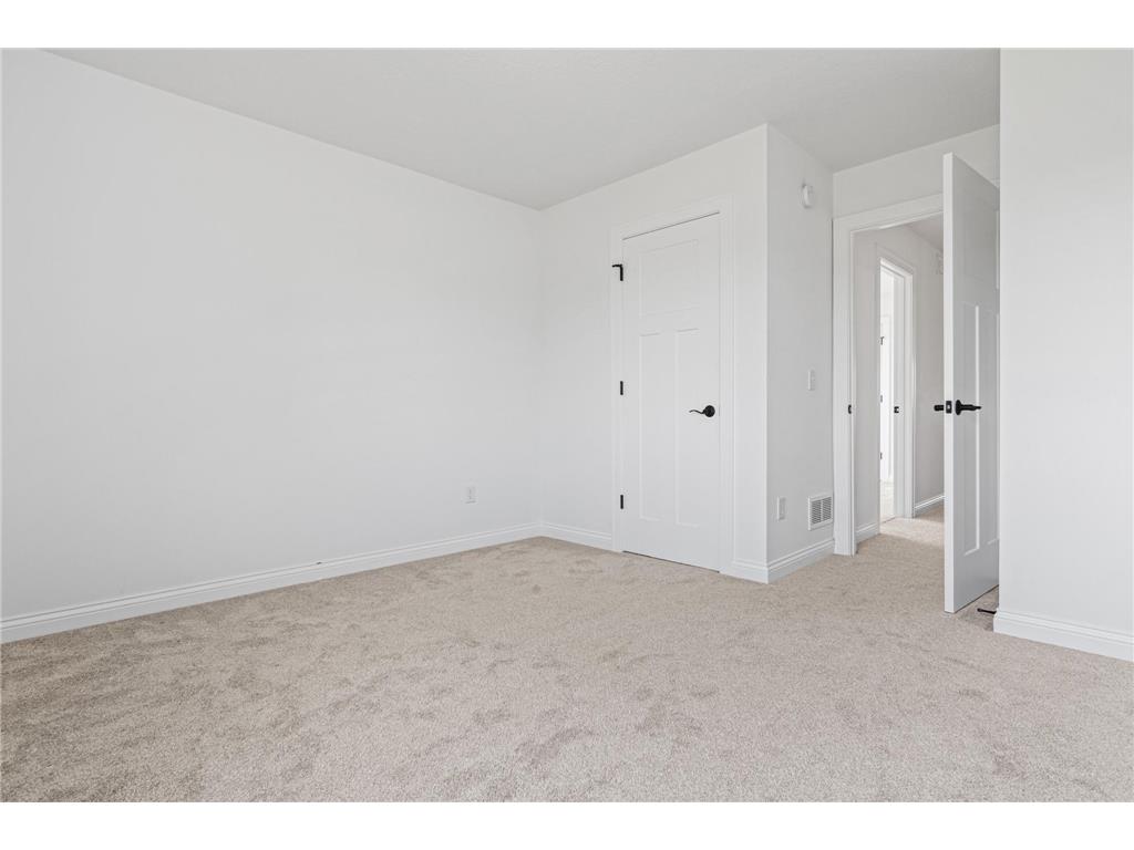 917 174th Avenue NE Ham Lake MN 55304 7001020 image22