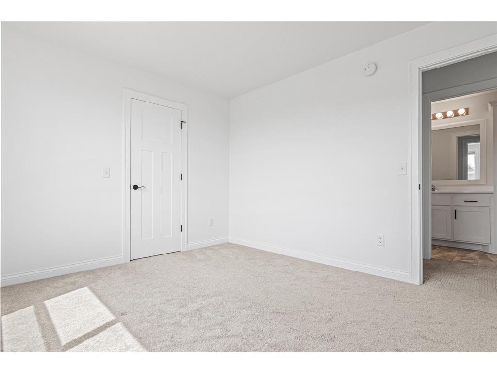 917 174th Avenue NE Ham Lake MN 55304 7001020 image24