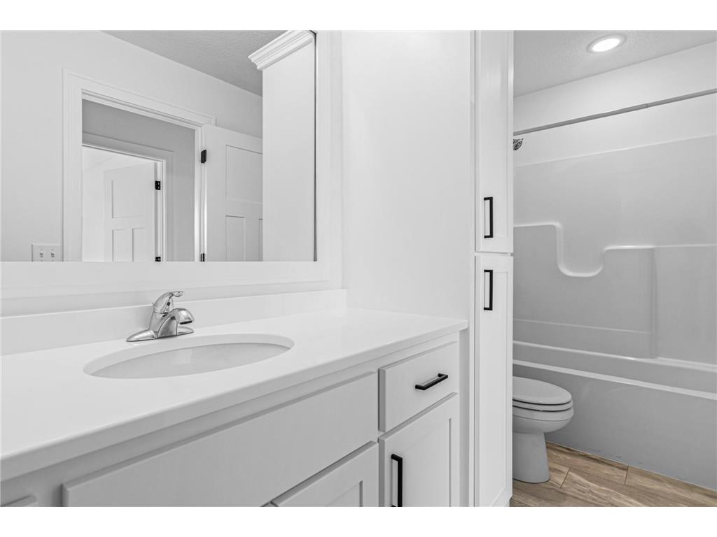 917 174th Avenue NE Ham Lake MN 55304 7001020 image26