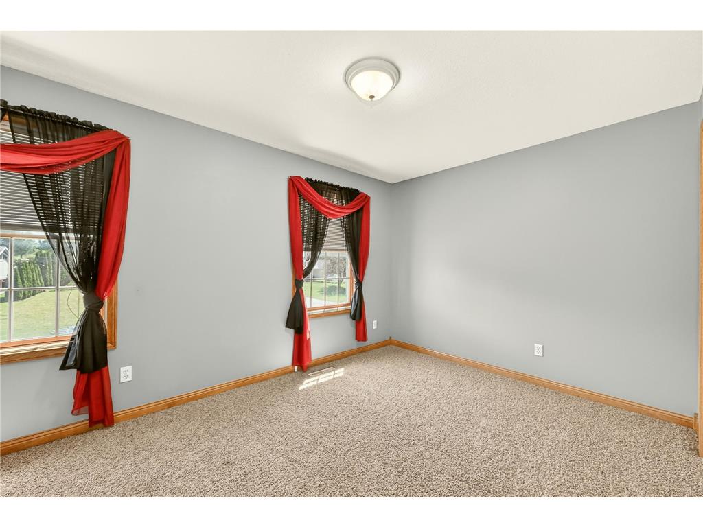 917 5th Avenue NW Byron MN 55920 7084853 image24