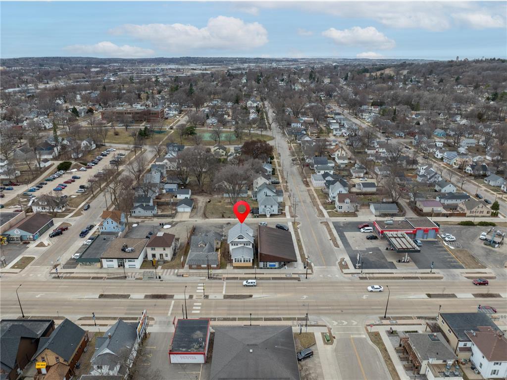 917 Broadway Avenue N Rochester MN 55906 7042985 image11