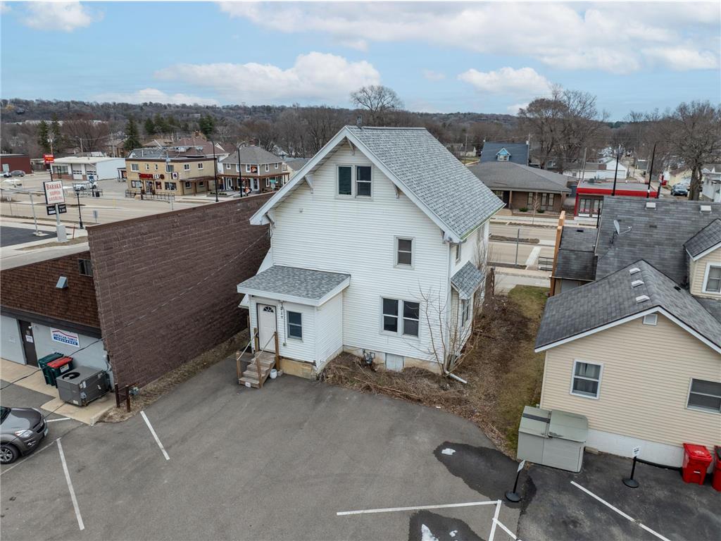 917 Broadway Avenue N Rochester MN 55906 7042997 image2