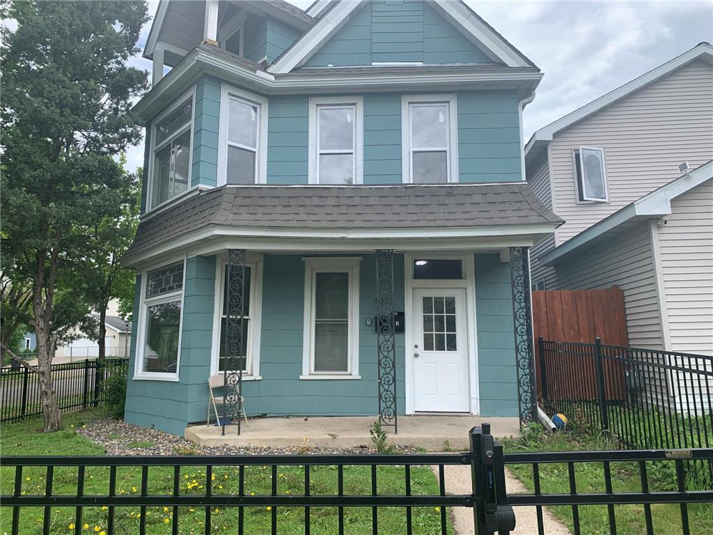 917 Charles Avenue Saint Paul MN 55104 6392456 image1