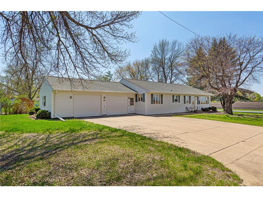 917 Court Avenue Gaylord MN 55334 6714940 image1