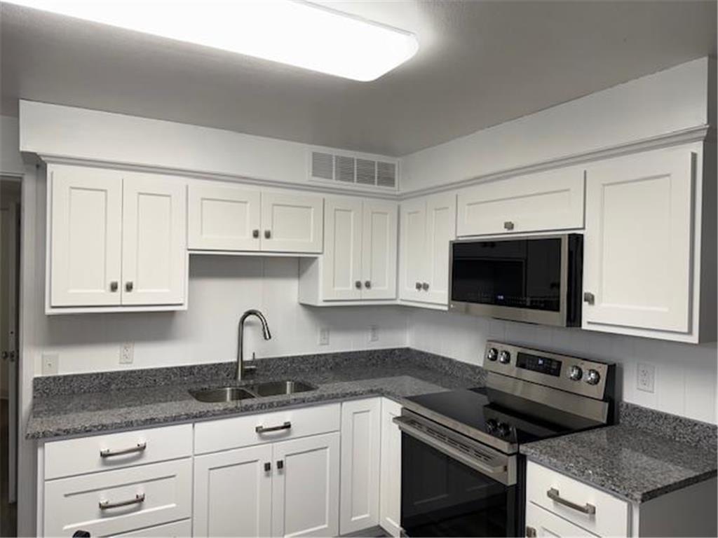 917 Division Street S Northfield MN 55057 6775220 image102