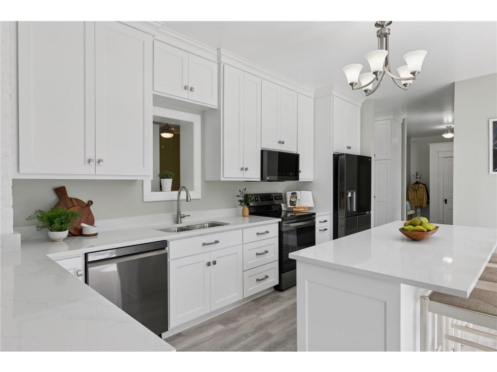 917 Division Street S Northfield MN 55057 6775220 image30