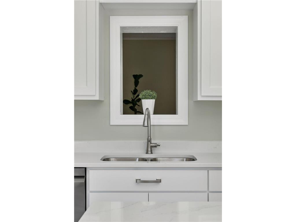 917 Division Street S Northfield MN 55057 6775220 image34