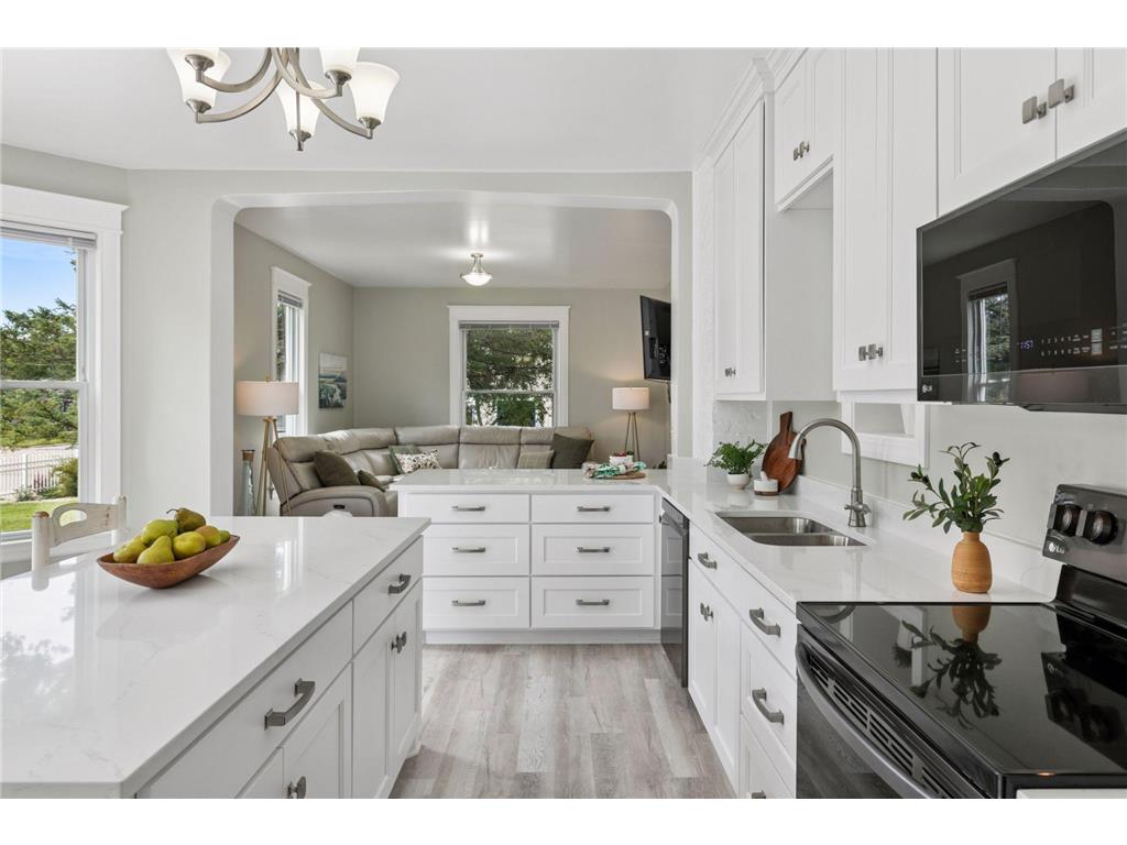 917 Division Street S Northfield MN 55057 6775220 image38