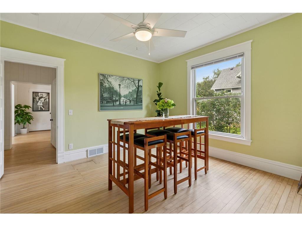 917 Division Street S Northfield MN 55057 6775220 image42