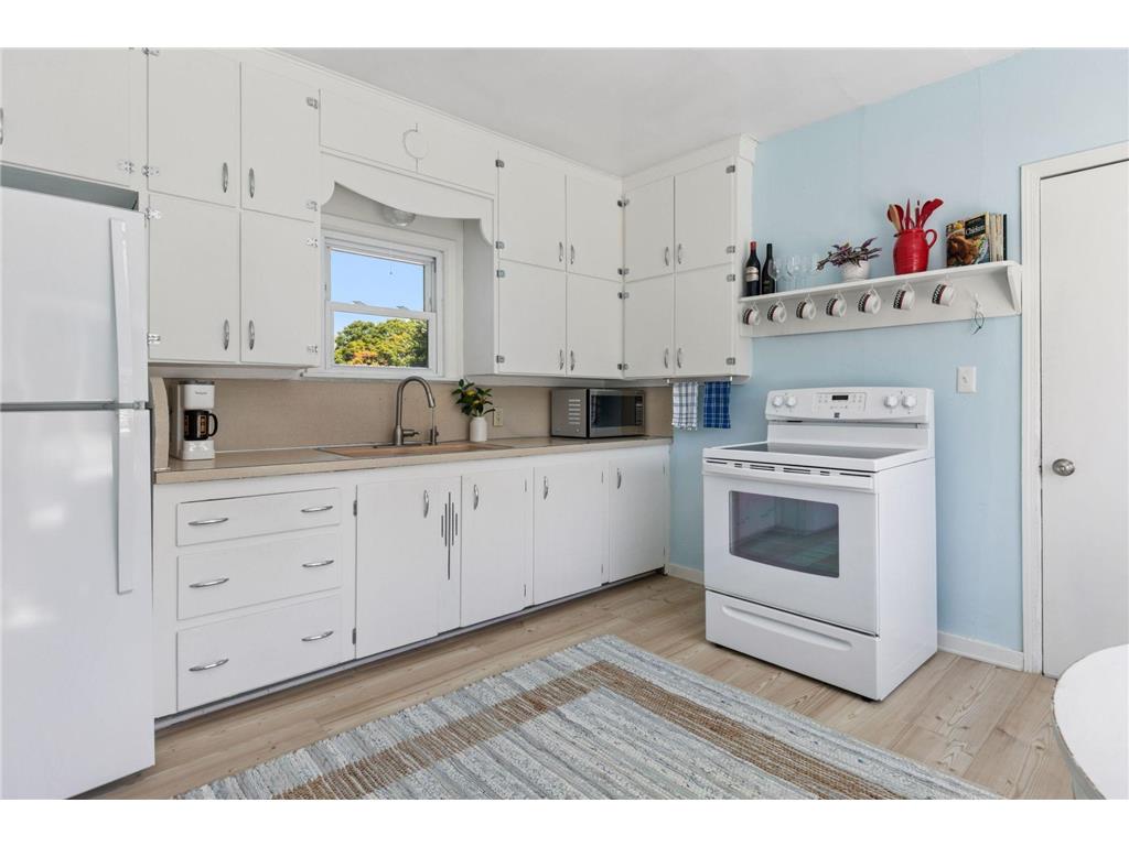 917 Division Street S Northfield MN 55057 6775220 image60