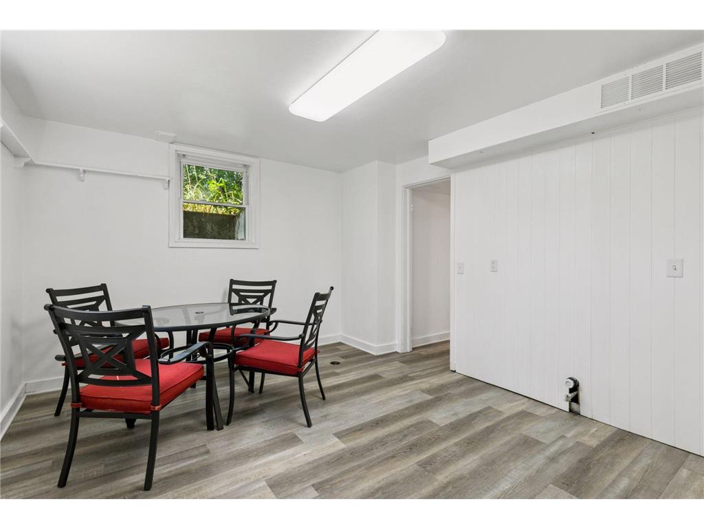 917 Division Street S Northfield MN 55057 6775220 image74