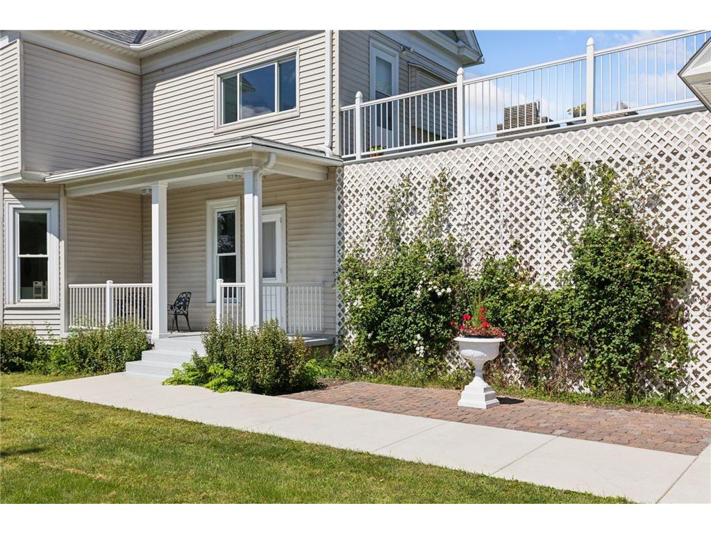 917 Division Street S Northfield MN 55057 6775220 image81