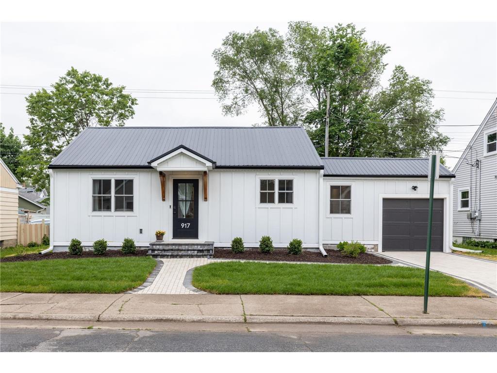 917 East Avenue S La Crosse WI 54601 6740277 image1