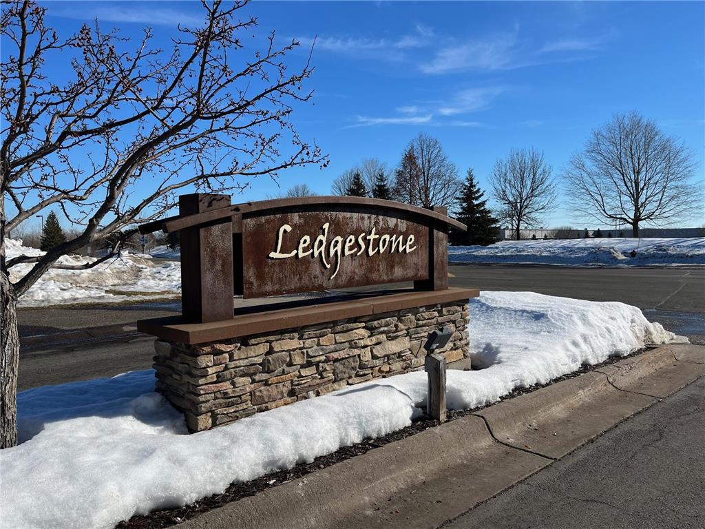 917 Ledgestone Drive Mahtomedi MN 55115 6333287 image1