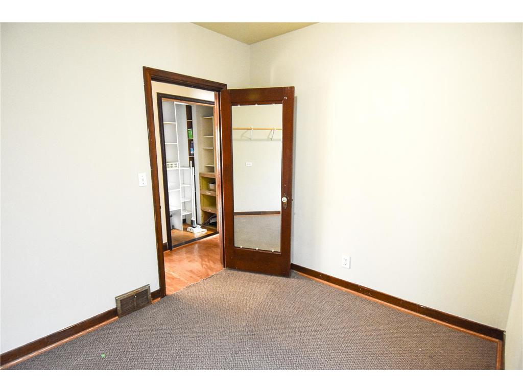 917 Main Avenue N Thief River Falls MN 56701 7044822 image12