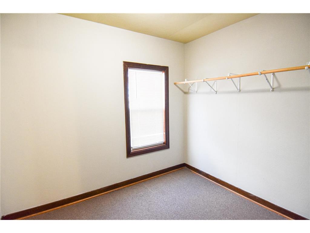 917 Main Avenue N Thief River Falls MN 56701 7044822 image13