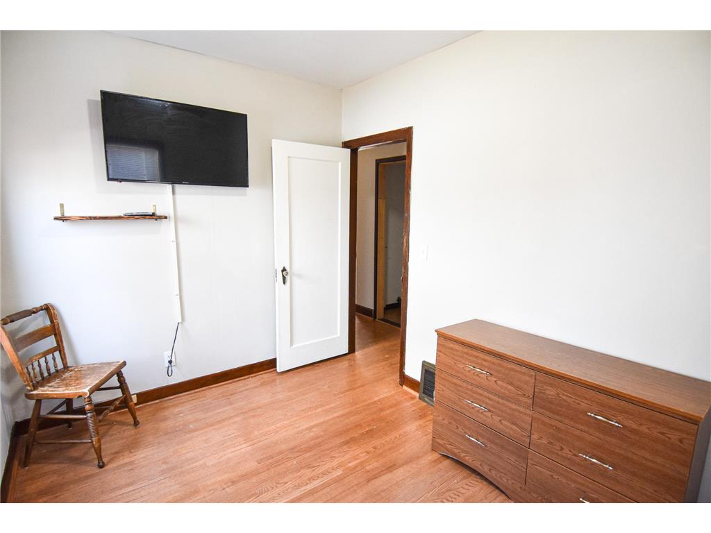 917 Main Avenue N Thief River Falls MN 56701 7044822 image15